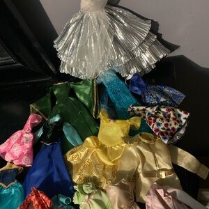 Barbie/ Disney Princess Fashion Doll Dress Clothing Lot Frozen Anna Elsa